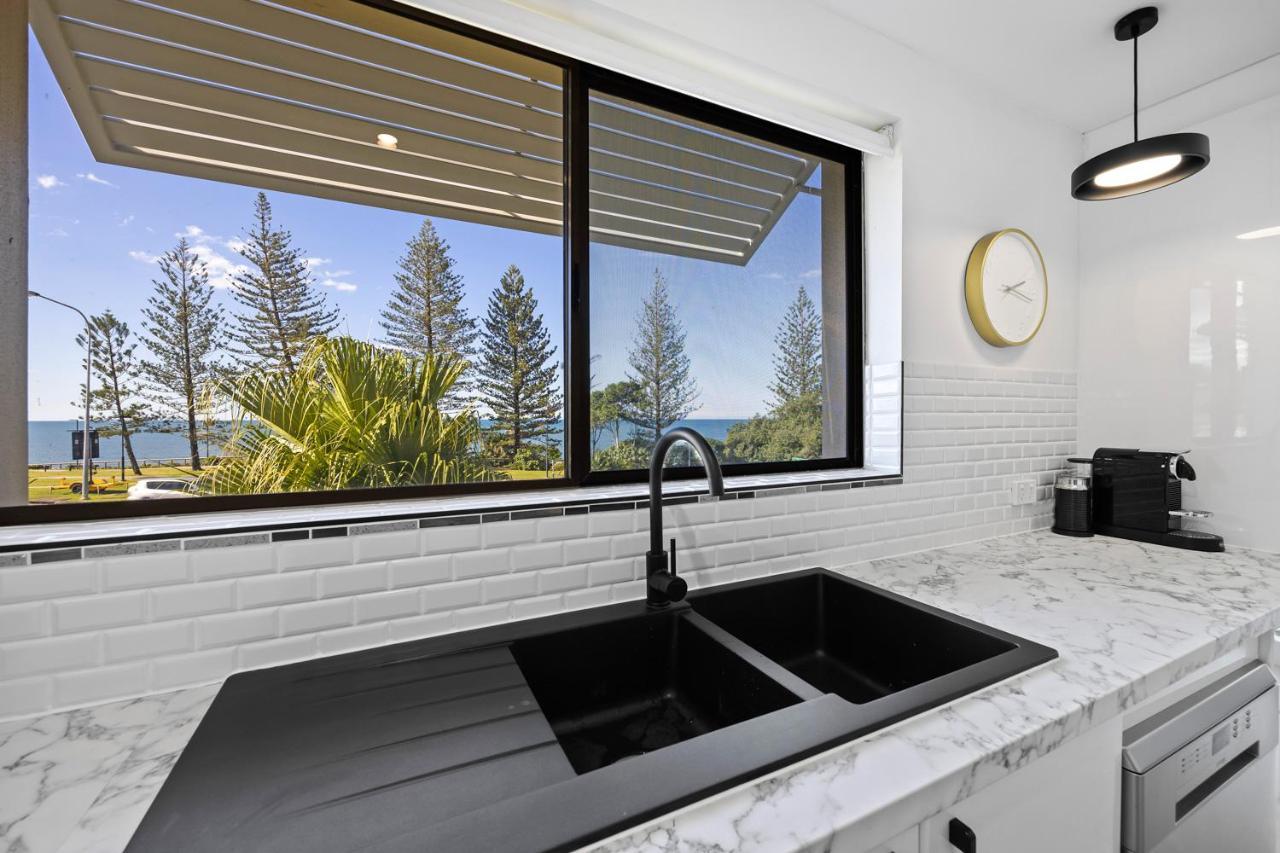 Beachside Views 2 Bedroom Apartment 穆卢拉巴 外观 照片